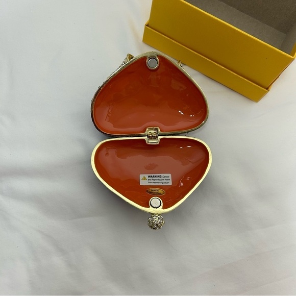 Crystal Embellished Clutch Handbag paperweight - Picture 4 of 6